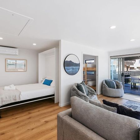 Villa The Iconic Kiwi Bach, Full Site Downtown Mount Mount Maunganui Esterno foto