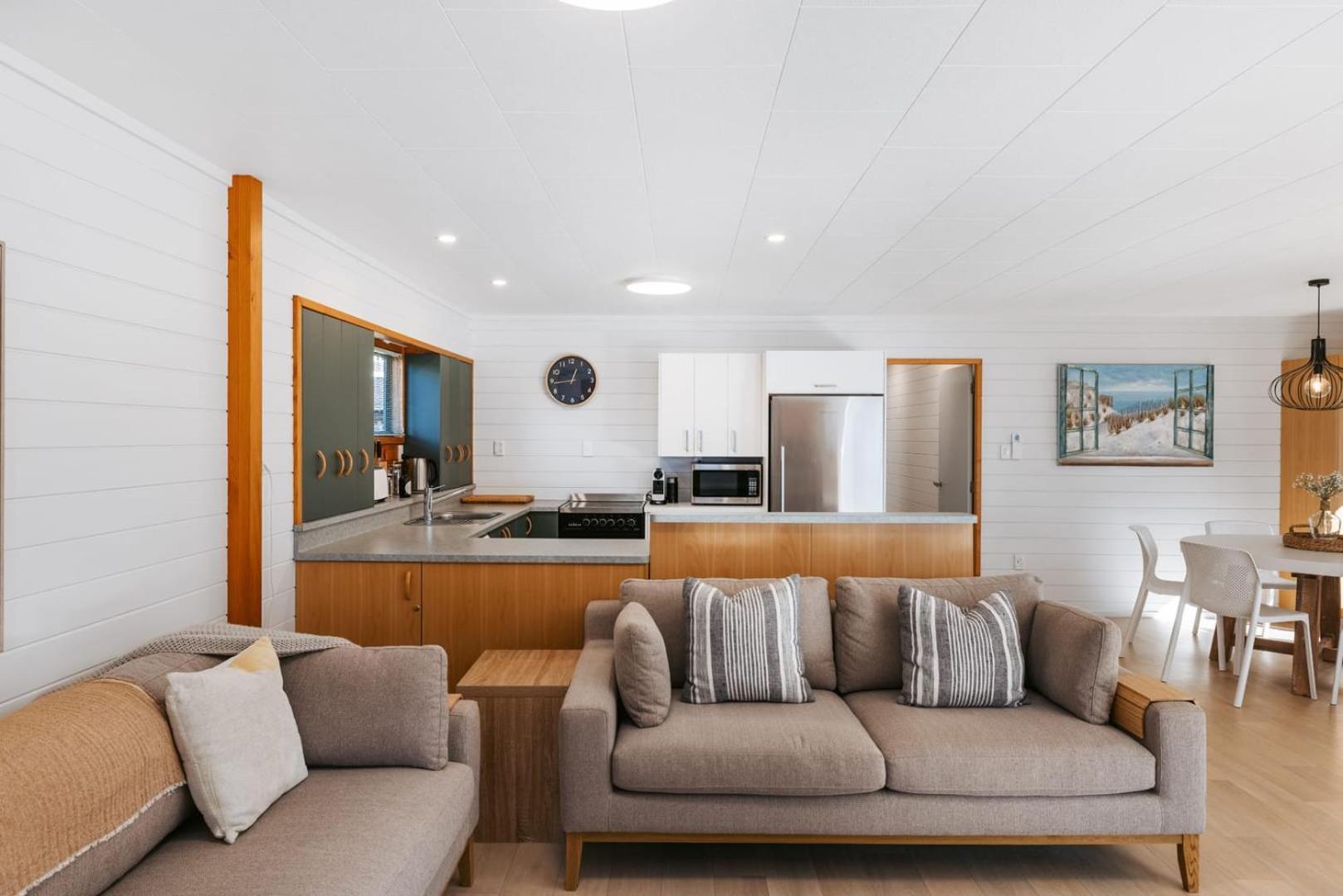 Villa The Iconic Kiwi Bach, Full Site Downtown Mount Mount Maunganui Esterno foto