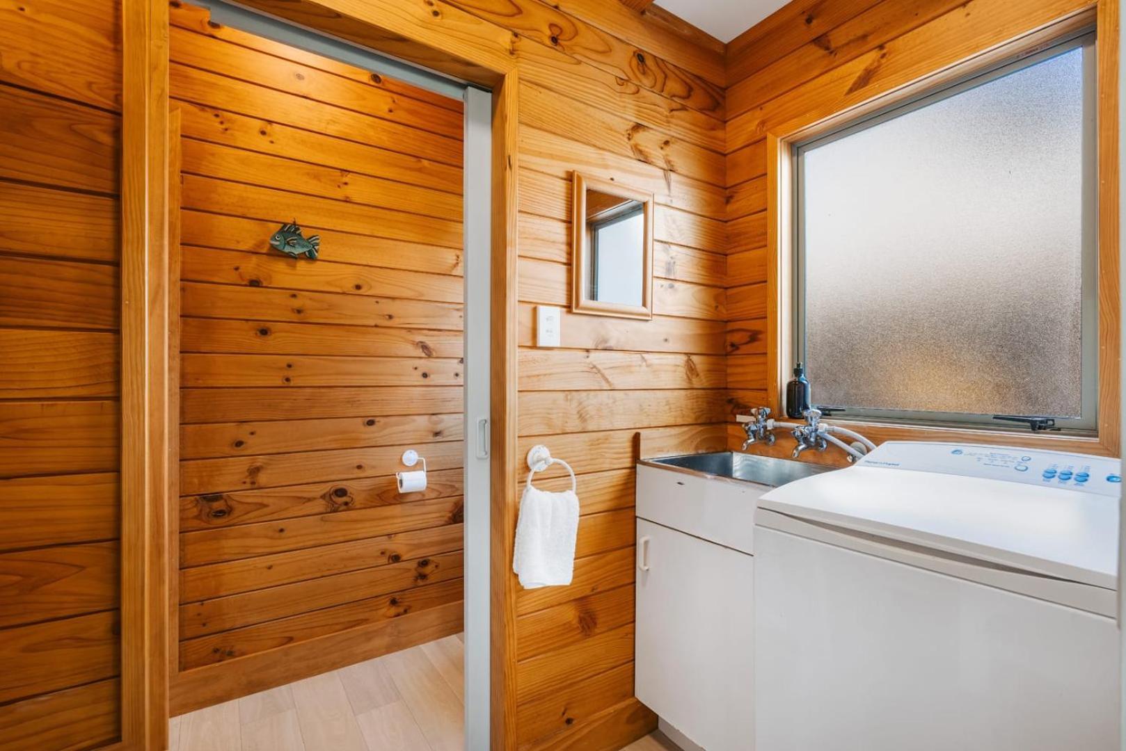 Villa The Iconic Kiwi Bach, Full Site Downtown Mount Mount Maunganui Esterno foto